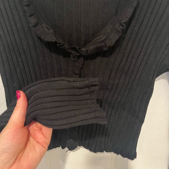 Top✨ - Picture 6 of 6